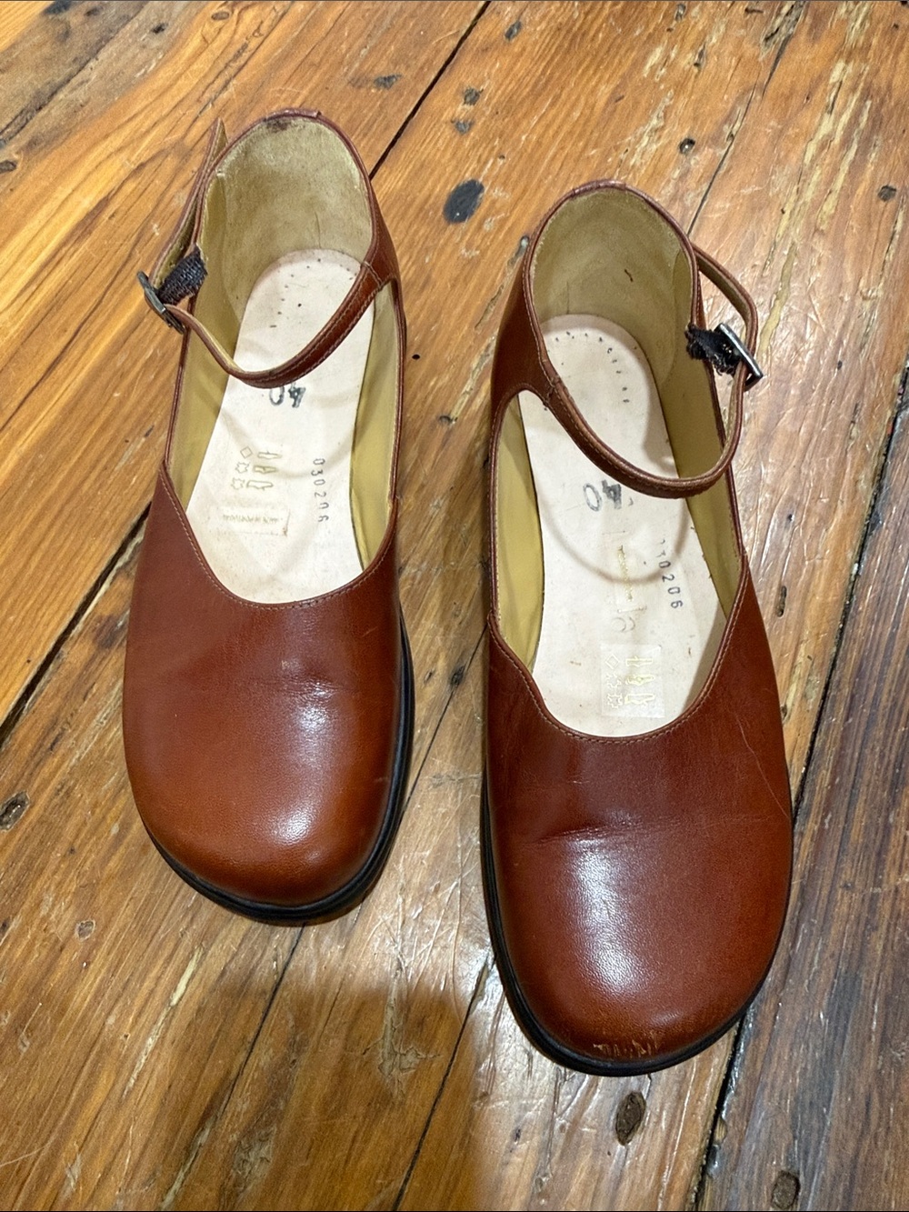 Birkenstock Leather Eden Mary Jane Flats Size 40 *straps need repair*
